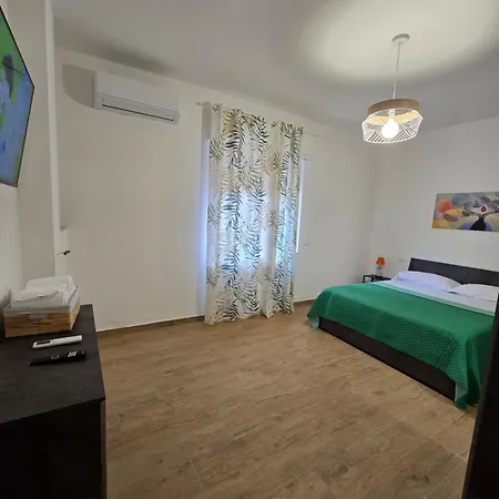 Filoverde Vicino Il Coni E Il Mare *